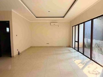 Dijual Rumah Mewah Siap Huni Di Kebayoran Villas Sektor
7 Bintaro