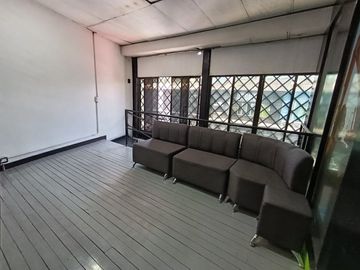 Arriendo Local avenida 33 laureles