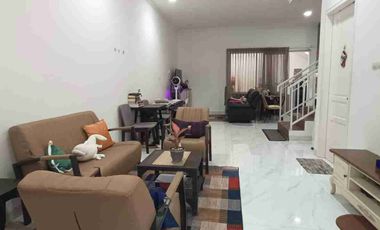 Dijual Rumah Full Furnised di Puri Sriwedari Cibubur dekat Stasiun LRT Harjamukti