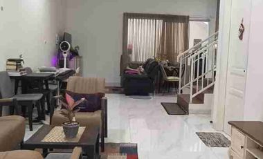 Dijual Rumah Full Furnised di Puri Sriwedari Cibubur dekat Stasiun LRT Harjamukti