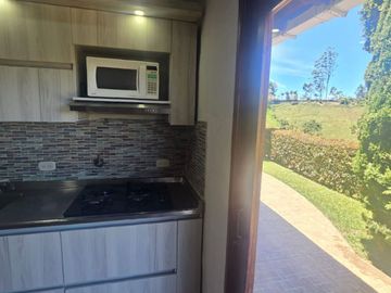 SE VENDE CASA CAMPESTRE EN RIO NEGRO