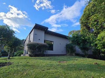 SE VENDE CASA CAMPESTRE EN LA CEJA