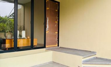 Brand New Rumah Bagus di Kencana Loka BSD City
