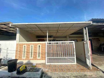 Rumah strategis dekat Bandara Juanda