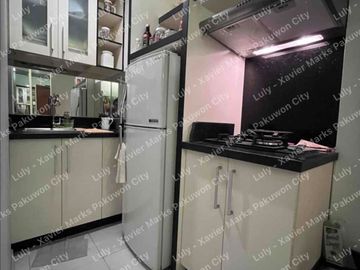 Dijual Apartemen Eastcoast Residence Interior Mewah 2BR Dijadikan 1 BR Tower Topaz Lt 16 Sebelah Hoky Pakuwon City Surabaya Timur