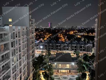 Dijual Apartemen Eastcoast Residence Interior Mewah 2BR Dijadikan 1 BR Tower Topaz Lt 16 Sebelah Hoky Pakuwon City Surabaya Timur