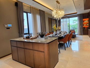 RUMAH 3 LANTAI BSD DEKAT MALL EASTVARA