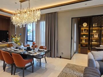 RUMAH 3 LANTAI BSD DEKAT MALL EASTVARA