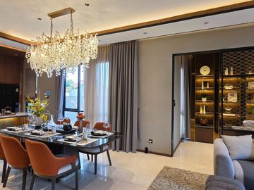 RUMAH 3 LANTAI BSD DEKAT MALL EASTVARA