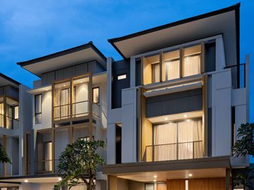 RUMAH 3 LANTAI BSD DEKAT MALL EASTVARA