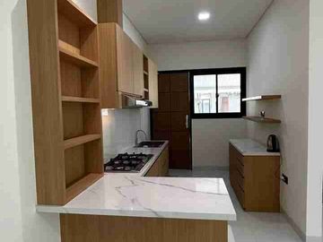 dijual hunian cantik dan nyaman di daerah strategis HRB181
