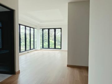 Rumah hoek bangunan mandiri Foresta BSD