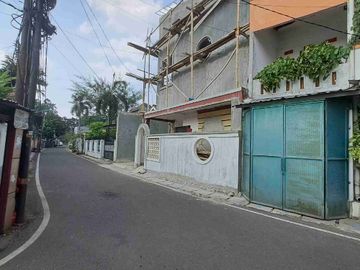 Dijual Rugi !! Rumah 2lt di lokasi strategis dan premium Duren sawit Jakarta Timur