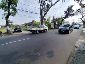 Dijual Tanah Pekarangan Strategis  Lokasi Solo Baru Luas 970m2