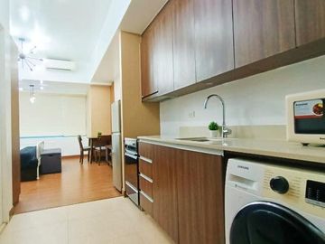 Furnished Studio Shang Salcedo Place Condo For Rent Makati