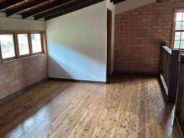 Se Alquila Casa Finca en las Palmas, vía la Esperanza, Envigado