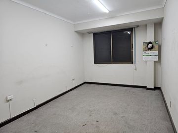 PROPIEDAD COMERCIAL EN ARRIENDO - DOS ROLES DE AVALÚO