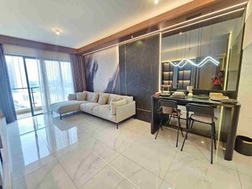 FOR SALE / JUAL RUGI Apart SKYHOUSE Type 3BR Interior Mewah. Bsd City