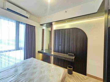 FOR SALE / JUAL RUGI Apart SKYHOUSE Type 3BR Interior Mewah. Bsd City