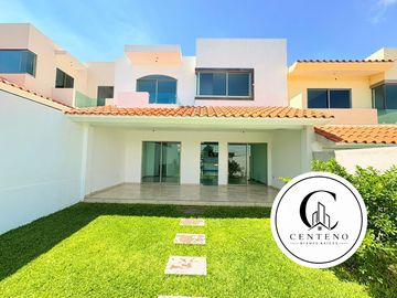 Casa sola con alberca de 4 recámaras al Sur de Cuernavaca | Residencial Las Haciendas