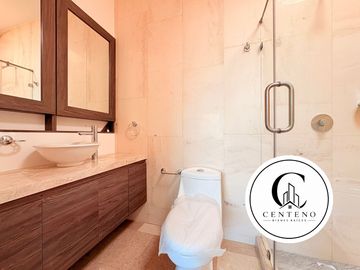 Casa sola con alberca de 4 recámaras al Sur de Cuernavaca | Residencial Las Haciendas