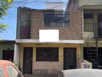 Terreno En Villa El Salvador A 5 Minutos Del Tren
