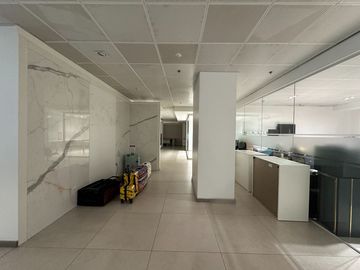 The Infinity Tower | 350 sqm Commercial / Showroom Space | ₱588K Gross