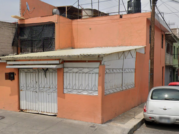 Venta Casa ubicado en: Francisco Morazán 127, Ampliación Providencia, Gustavo A . Madero. CDMX. A S F ( A A )