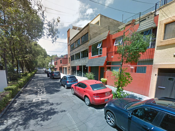 UNICA LINDA CASA en GRAN UBICACION de ADJUDICACION en REMATE