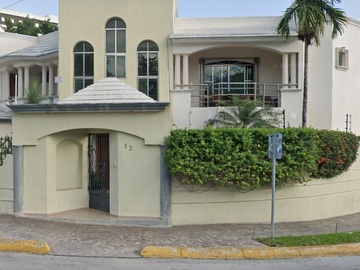 CASA EN REMATE ADJUDICADO EN Cancún | HASTA 50% DE DESCUENTO | GRAN ZONA