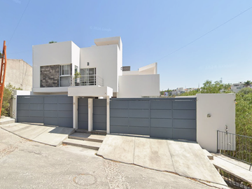 🚨 Casa en REMATE ADJUDICADO desde $660,000 (Debajo del mercado)