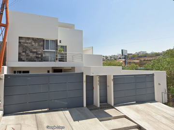 🚨 Casa en REMATE ADJUDICADO desde $660,000 (Debajo del mercado)