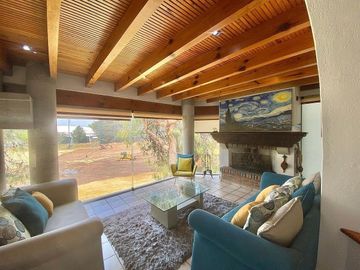 Venta Residencia en Club de Golf los Encinos
