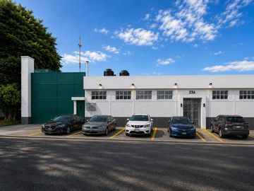 Bodega en Renta 460 m² - Toreo - Naucalpan - Centro - Seguridad 24hrs