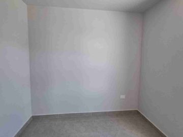 Casa en venta en Lomas de Angelopolis, Puebla ubicada a 2km de Sonata, Con Recámara en Planta Baja y Roof Garden