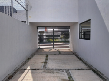 CASA DE ENTREGA INMEDIATA EN SANTA MARIA XIXITLA, SAN PEDRO CHOLULA,  PUEBLA