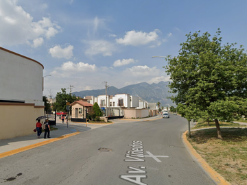 REMATE BANCARIO VINEDO PERUANO 323 PRIVADAS DE SANTA CATARIN, NUEVO LEON