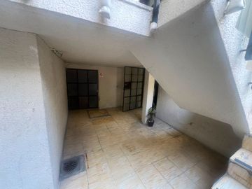 RESIDENCIA EN RENTA  PARA ACAEMIA U OFICINAS EN LA PAZ - PUEBLA $45,000.00