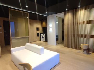 SUDIRMAN HILL APARTEMEN MEWAH NYAMAN STRATEGIS FASILITAS LENGKAP FULLY FURNISH SIAP HUNI