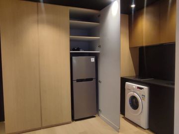 SUDIRMAN HILL APARTEMEN MEWAH NYAMAN STRATEGIS FASILITAS LENGKAP FULLY FURNISH SIAP HUNI
