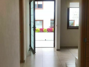 CASA EN VENTA  FRACC. EN LOMAS QUEBRADAS, LA MAGDALENA CONTRERAS, CDMX.