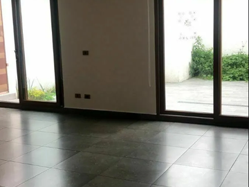 CASA EN VENTA  FRACC. EN LOMAS QUEBRADAS, LA MAGDALENA CONTRERAS, CDMX.