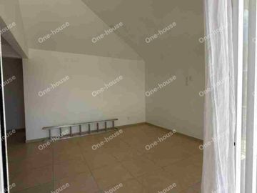 CASA EN RENTA O VENTA EN COYOTEPEC MUY CERCA DE TEPOZTLÁN