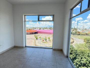RENTA  HERMOSO DEPARTAMENTO EN TORRE CASIOPEA, FRENTR AL CRIT ANGELOPOLIS