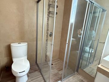 RENTA  HERMOSO DEPARTAMENTO EN TORRE CASIOPEA, FRENTR AL CRIT ANGELOPOLIS