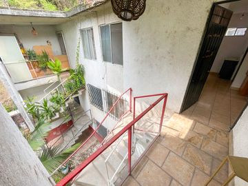 DEPARTAMENTO EN TERCER PISO IDEAL PARA HABITAR, REMODELAR O INVERTIR