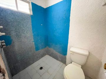DEPARTAMENTO EN TERCER PISO IDEAL PARA HABITAR, REMODELAR O INVERTIR