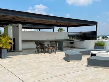 Departamento en Jardines del Bosque junto a Chapalita en venta, 2 recámaras, elevador, 2 baños.