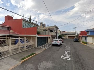 CASA EN VENTA DE 3 RECAMARAS, SIERRA VENTANA, VALLE DON CAMILO, 50140 TOLUCA DE LERDO, MÉX.