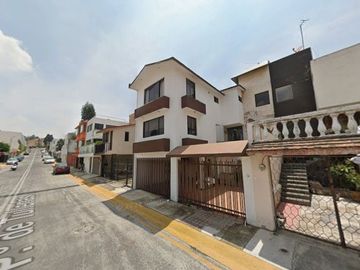 VENTA DE CASA CON 4 RECAMARAS, PASEO DE TULLERÍAS, LOMAS VERDES 3RA SECCIÓN, NAUCALPAN DE JUÁREZ, ESTADO DE MÉXICO, MÉXICO